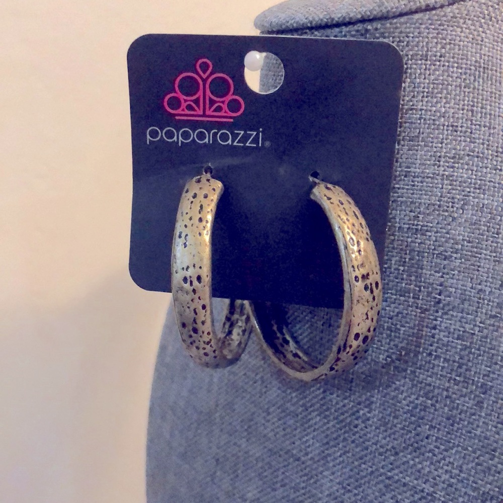 Paparazzi earrings